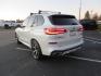 2022 White /BROWN BMW X5 xDrive40i (5UXCR6C08N9) with an 3.0L L6 DOHC 24V engine, 8A transmission, located at 2630 Grass Valley Highway, Auburn, CA, 95603, (530) 508-5100, 38.937893, -121.095482 - Photo#6